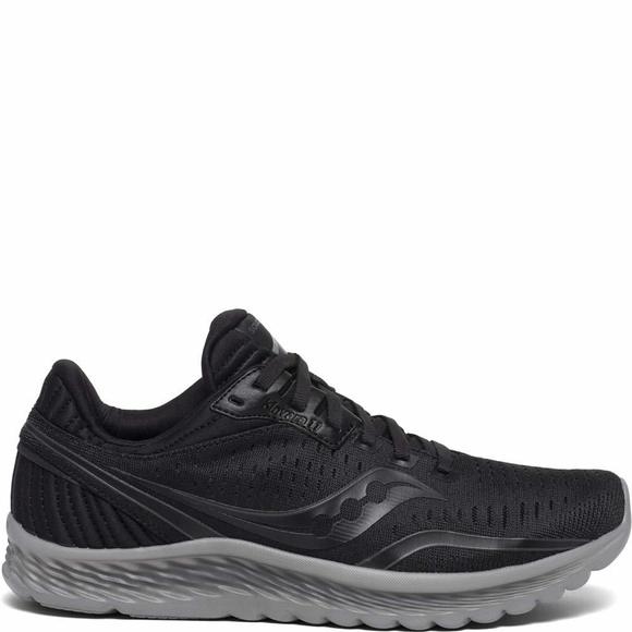 SAUCONY MEN'S KINVARA 11 BLACKOUT RUNNING SHOE 9.5 M US - Picture 2 of 6